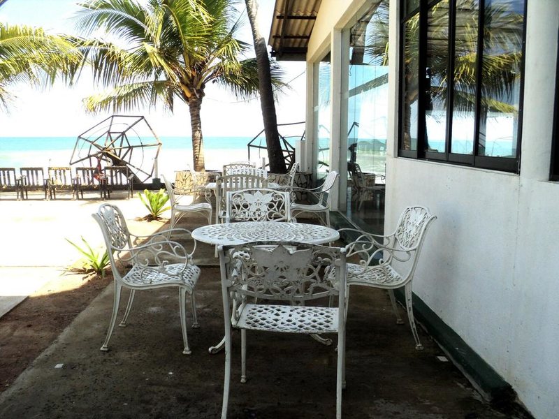 Sea Lotus Park Hotel 108510