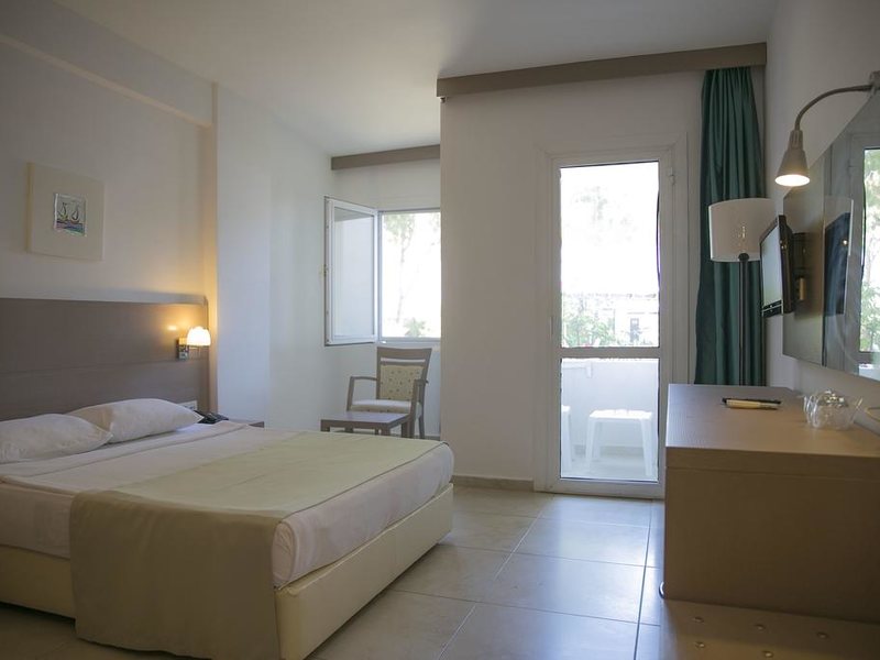 Sea Side Beach Club 277263