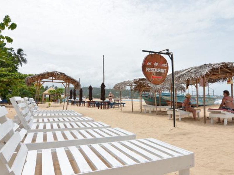 Sea View Beach Hotel 131704