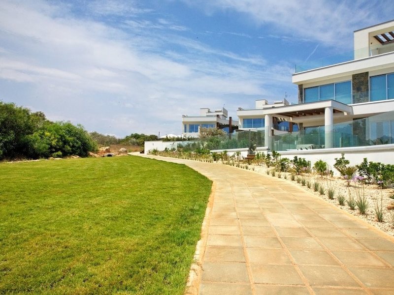 Seafront Pearl Villas 292848