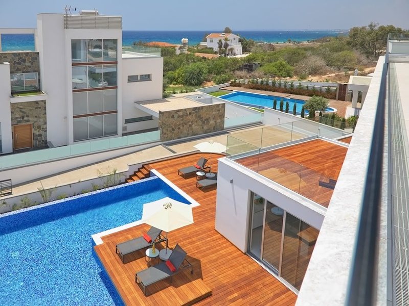 Seafront Pearl Villas 292853