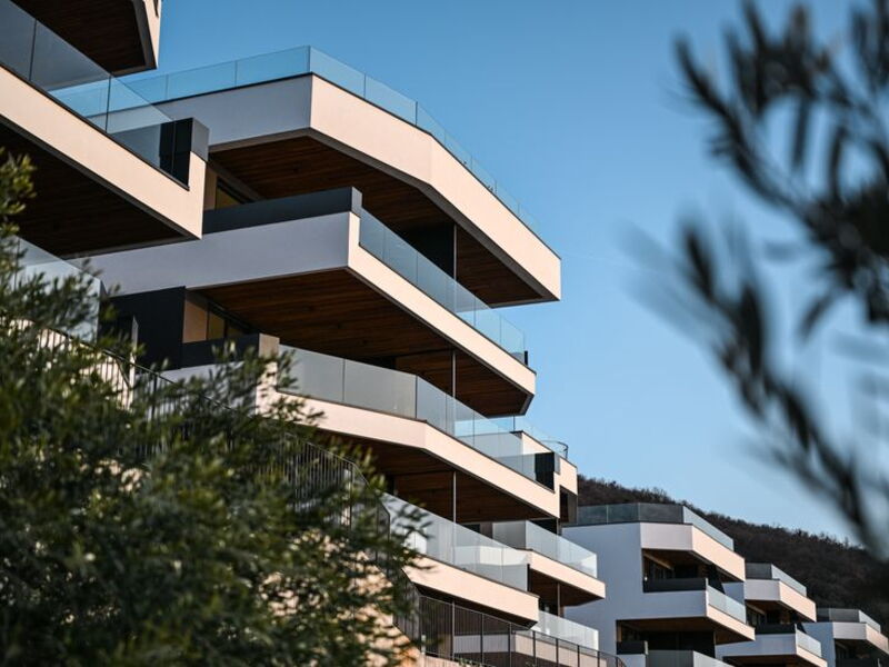 Sealeven Hotel & Residences 327705