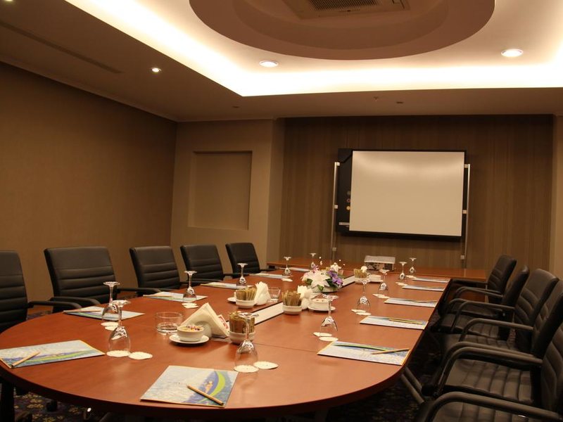 Sealight Resort Hotel 189611