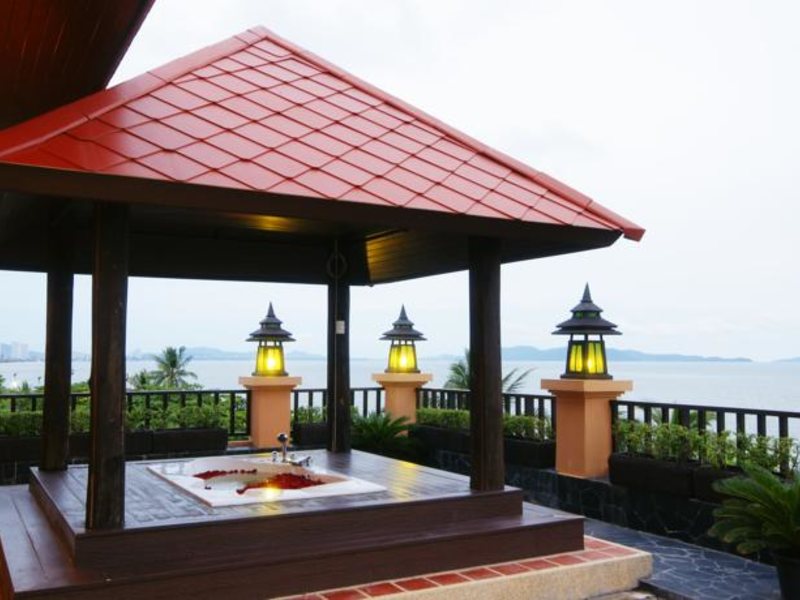 Seaside Jomtien Beach 144136
