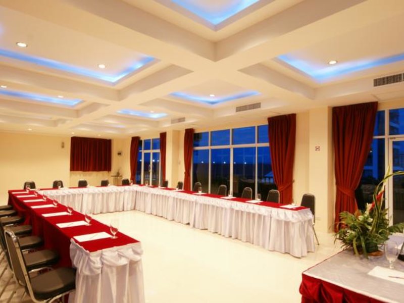 Seaside Jomtien Beach 144140