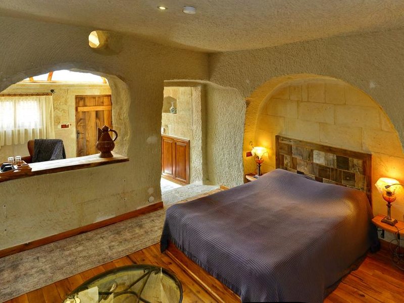 Seki Cave Hotel 304820