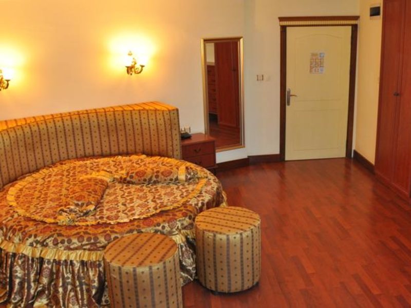 Selen Hotel Icmeler 66796