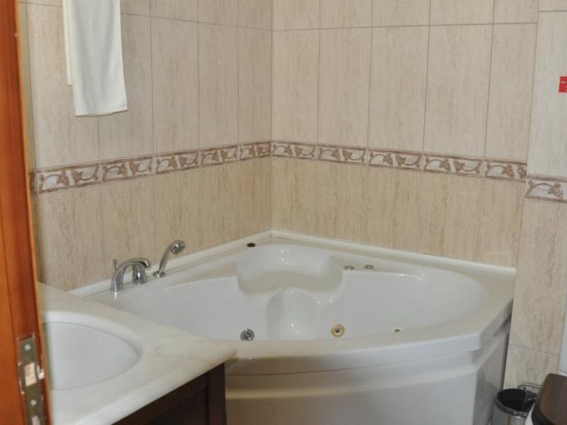 Selen Hotel Icmeler 66799