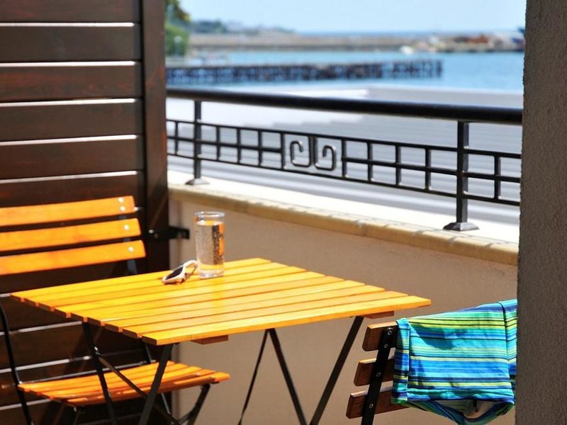 Selena (Balchik)  168250