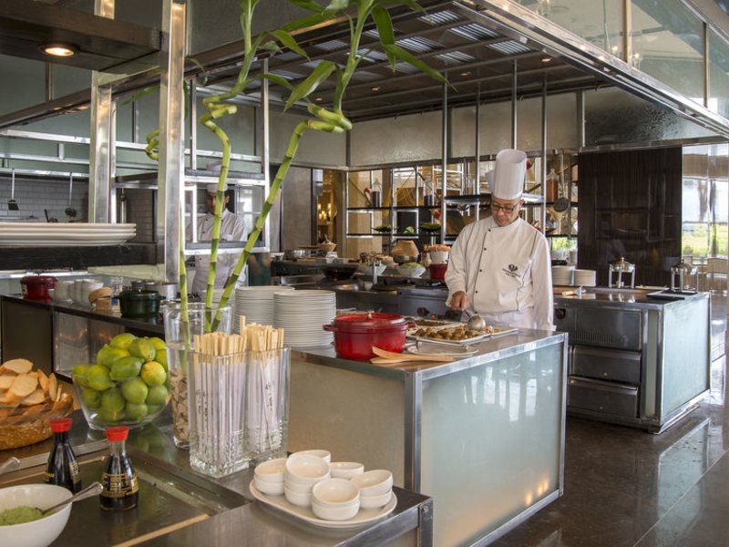 Semiramis InterContinental  147649