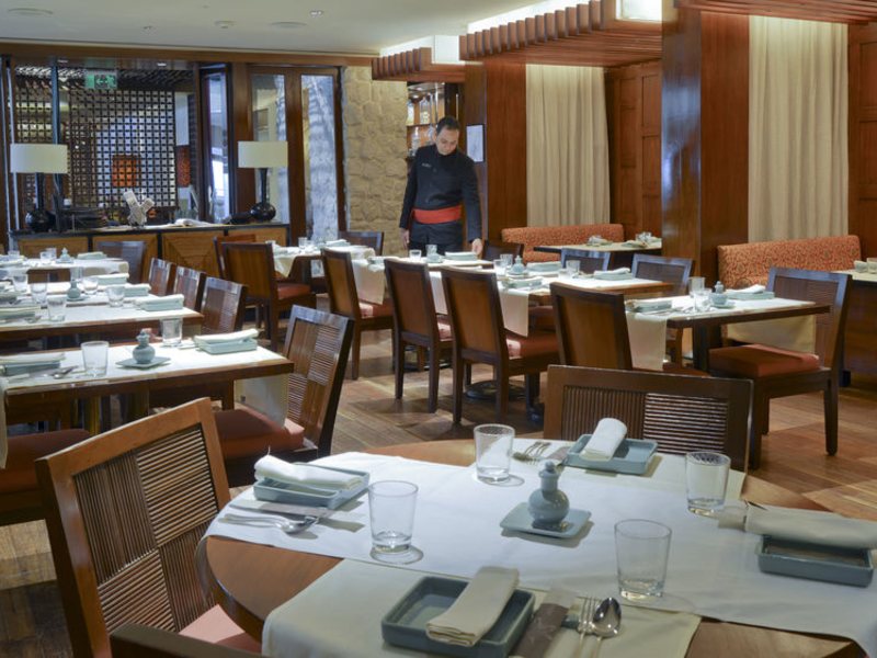 Semiramis InterContinental  147652