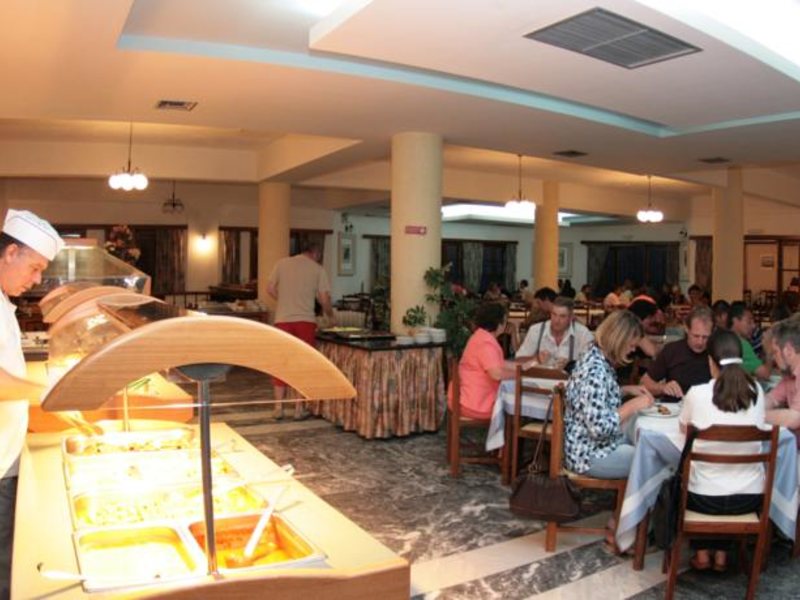 Semiramis Village Hotel 77581