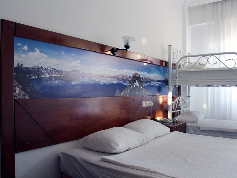 Semoris Hotel 277285