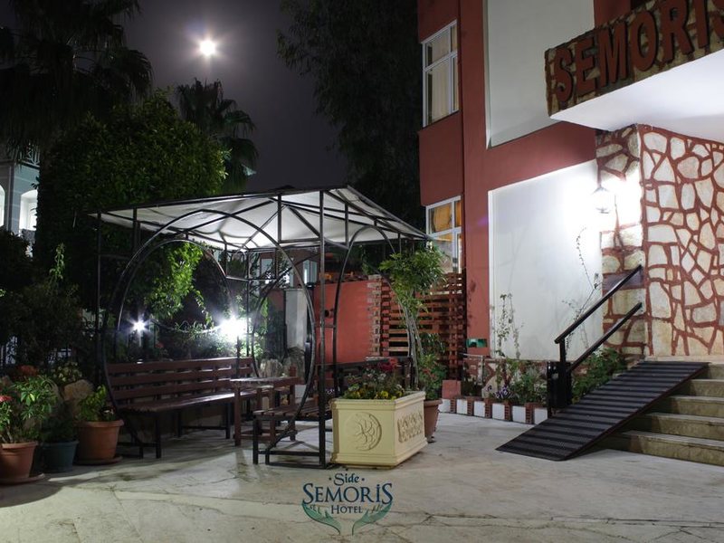 Semoris Hotel 277294