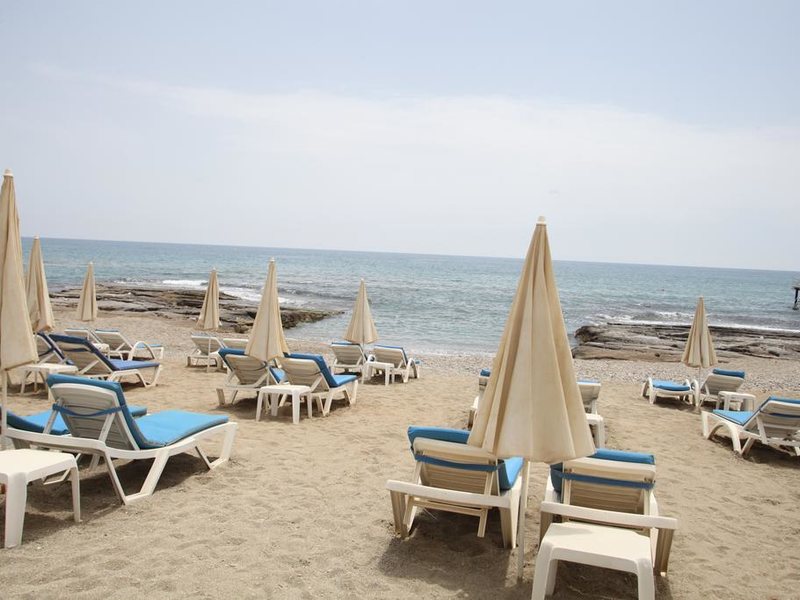 Semt Luna Beach Hotel 181287