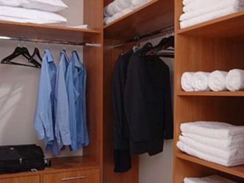 Senator Apartments City Center  11727