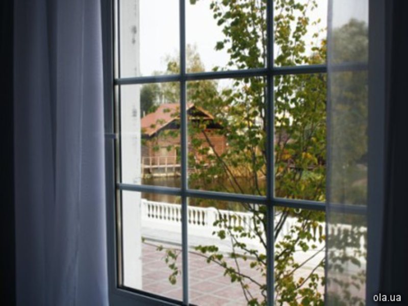 Senator s Park Hotel 11750