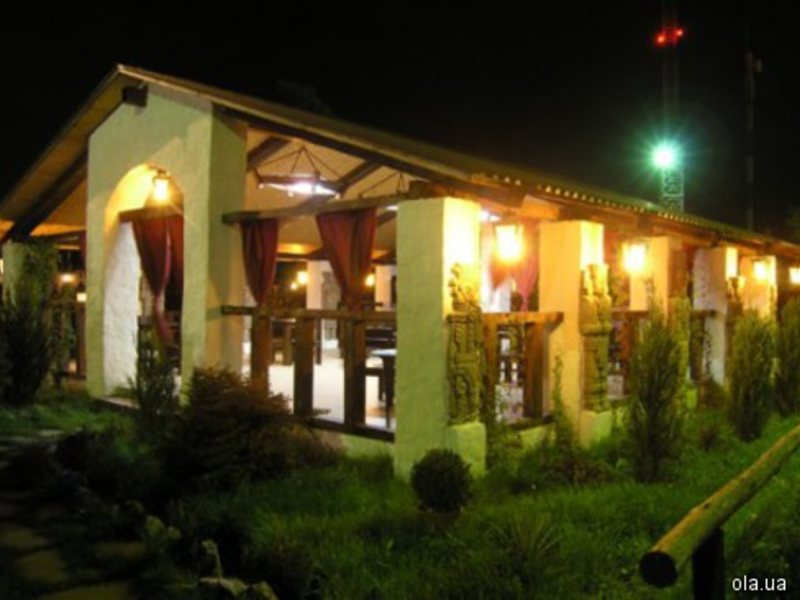 Senator s Park Hotel 11756