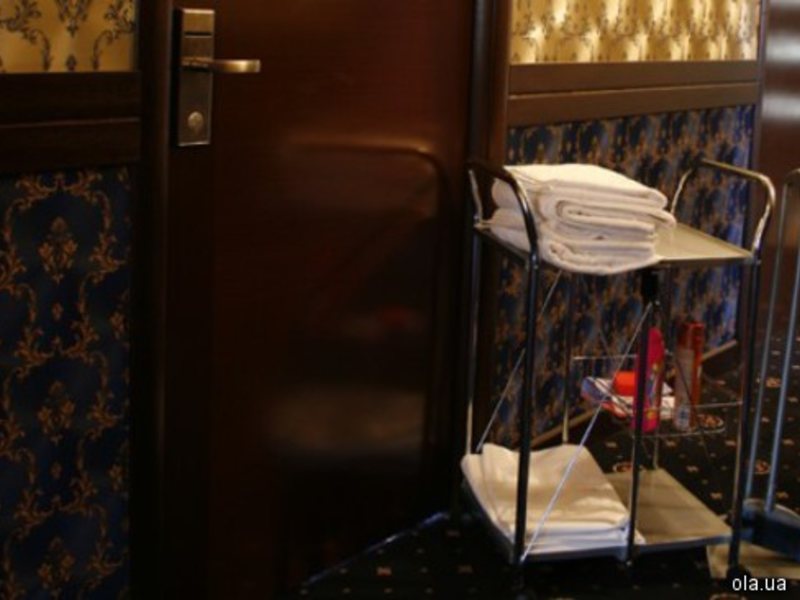 Senator s Park Hotel 11768