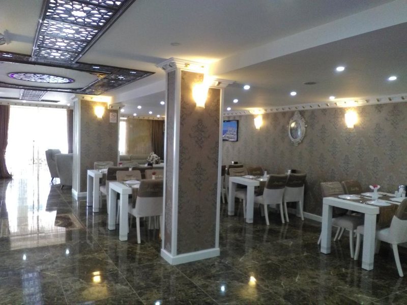 Send Apart Hotel 243578