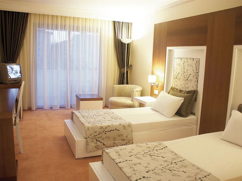 Sentinus Hotel 190775