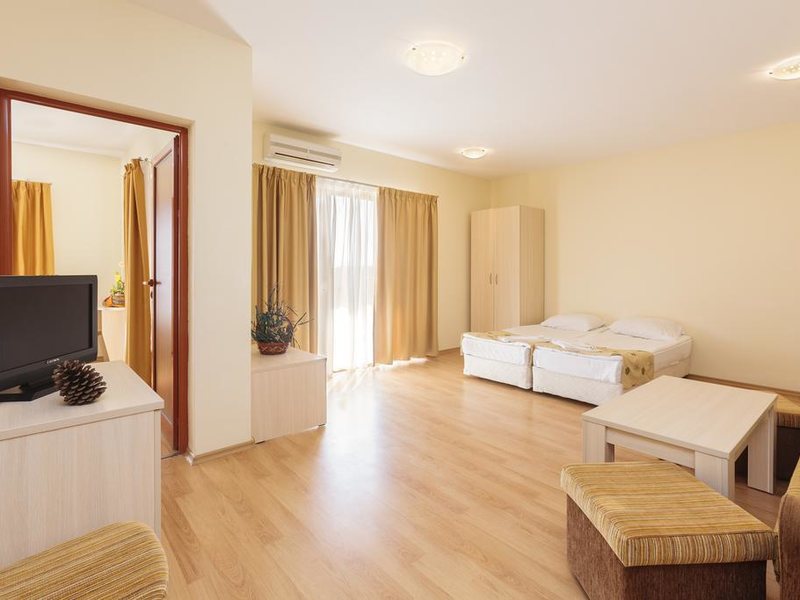 Serena Residence  168316