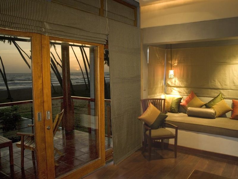 Serene Pavilions  111819