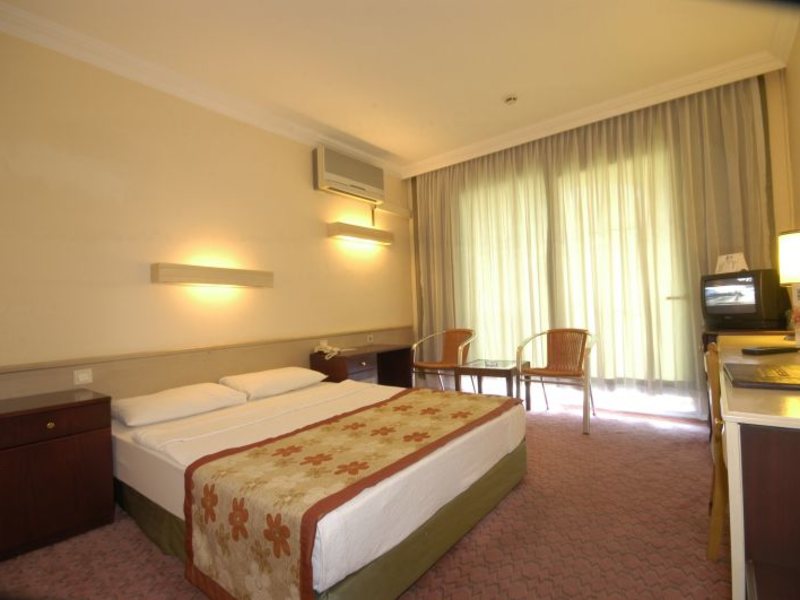 Sesin Hotel 42312