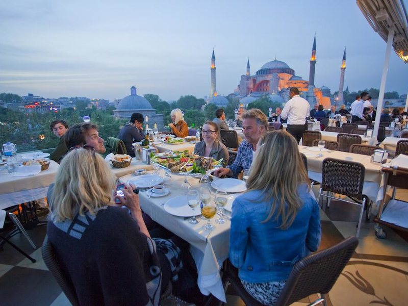 Seven Hill Hotel 280997