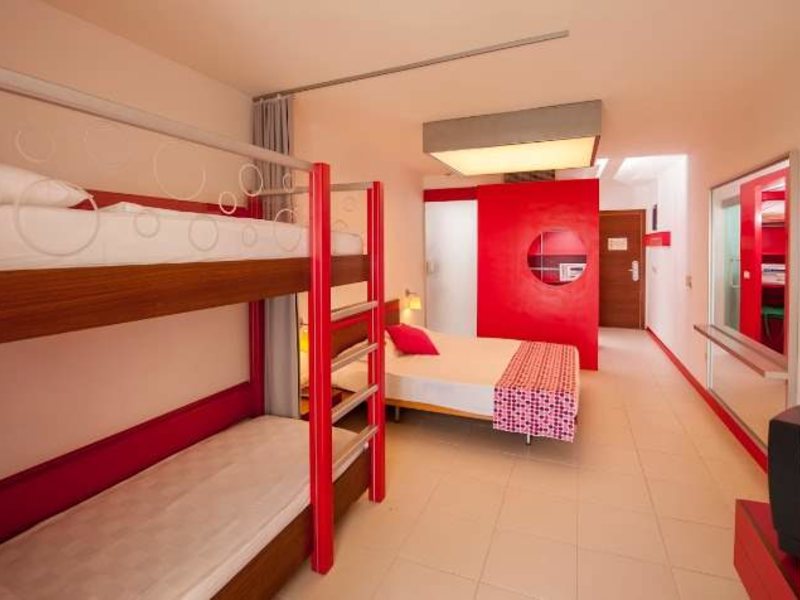 Seven Seas Hotel Blue (ex 90647