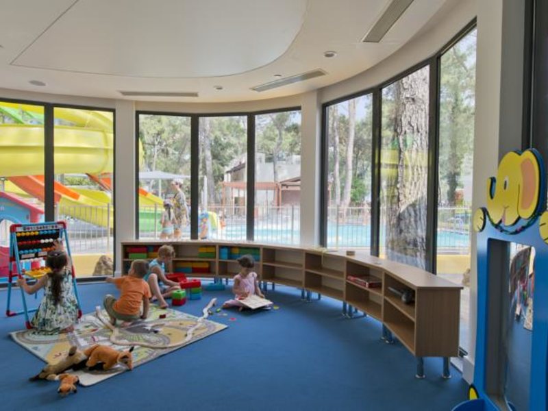 Seven Seas Hotel Life (ex 64199