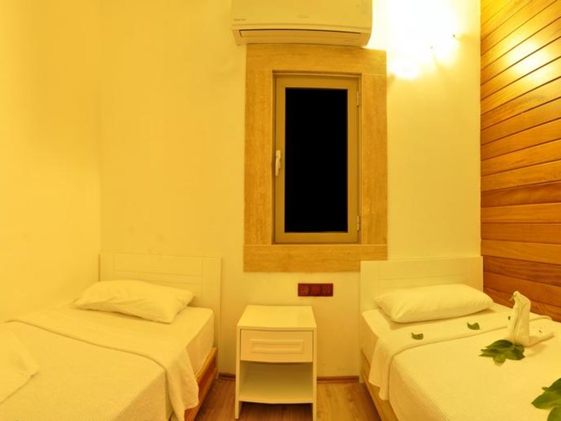 Seven Seasons Hotel 279113