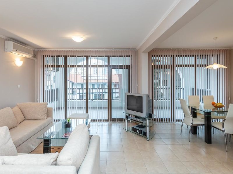 Severina Complex  313897