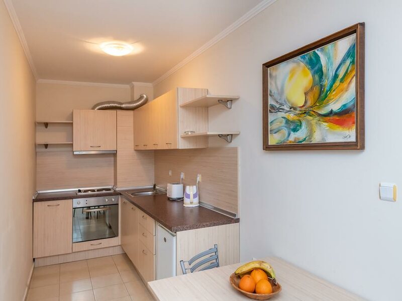 Severina Complex  313902