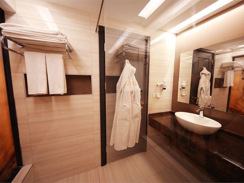 Sey Beach Hotel & Spa 189748