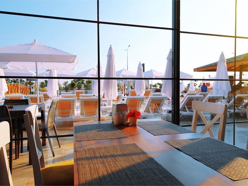 Sey Beach Hotel & Spa 189753