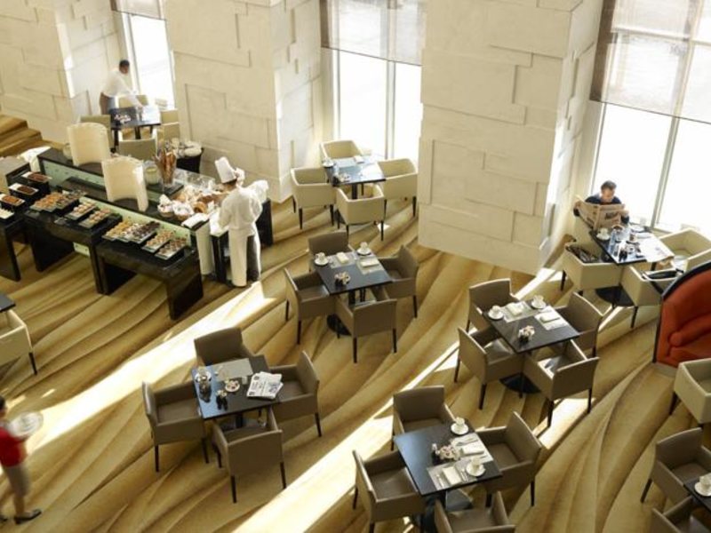 Shangri-La Hotel 49221