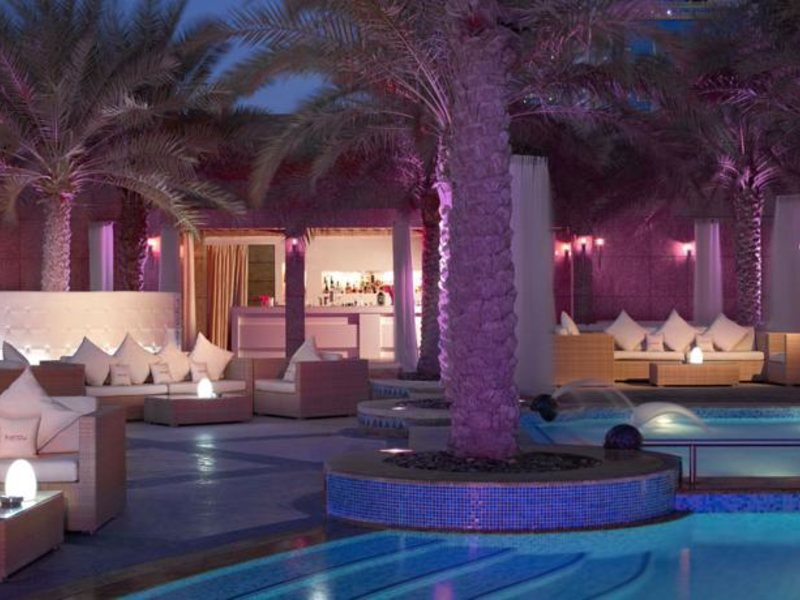 Shangri-La Hotel 49224