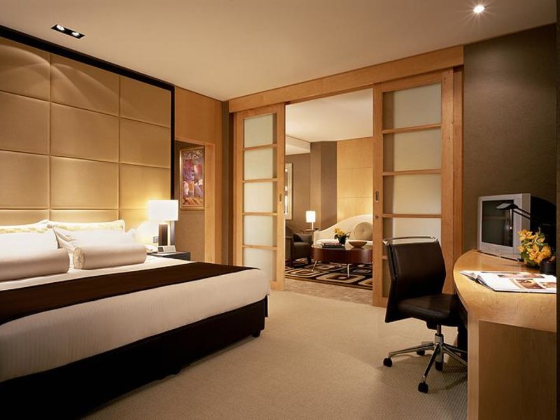 Shangri-La Hotel 49241