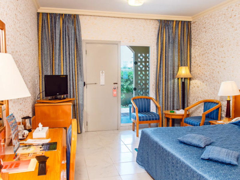 Sharjah Carlton 49271