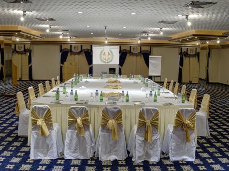 Sharjah Carlton 49284