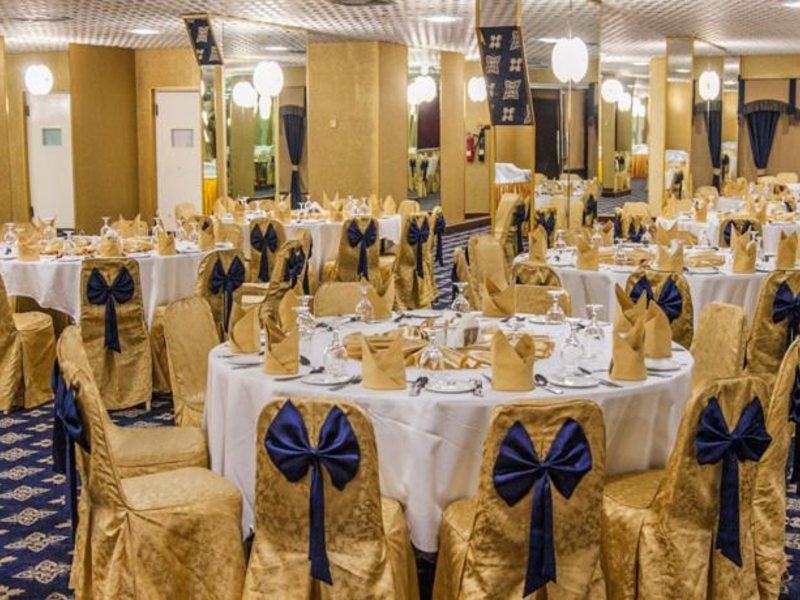 Sharjah Carlton 49287