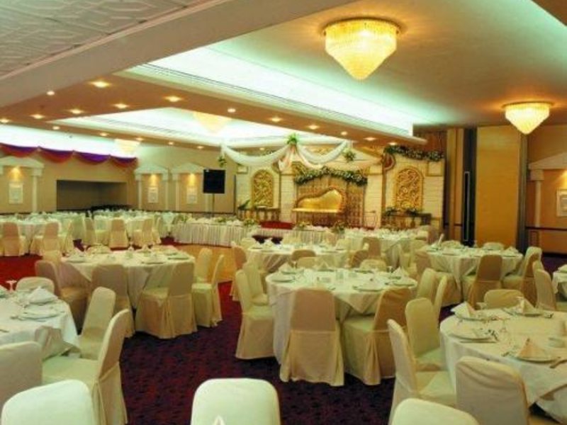 Sharjah Grand Hotel (ex 46603