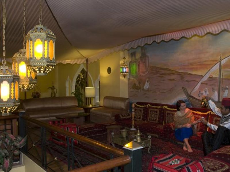 Sharjah Grand Hotel (ex 46611