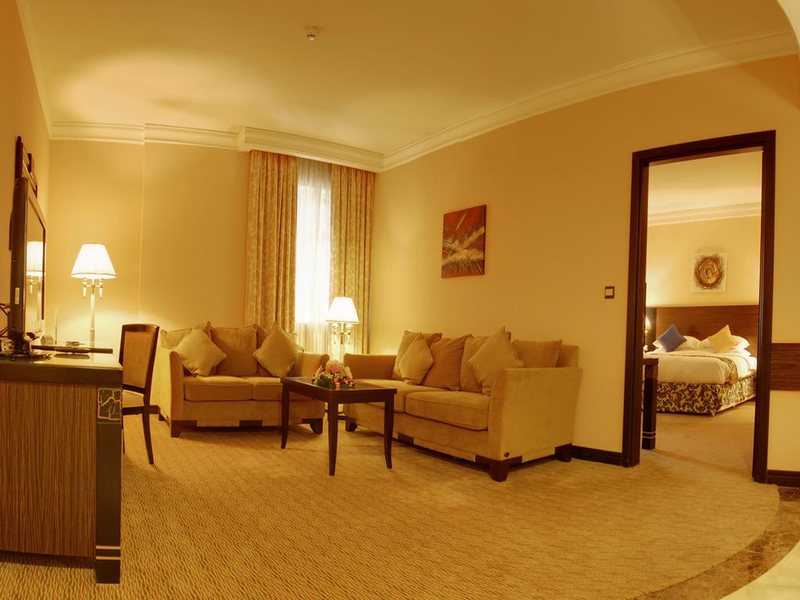 Sharjah Palace Hotel  230476