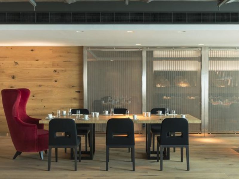 Sheraton Grand Hotel Dubai 118692