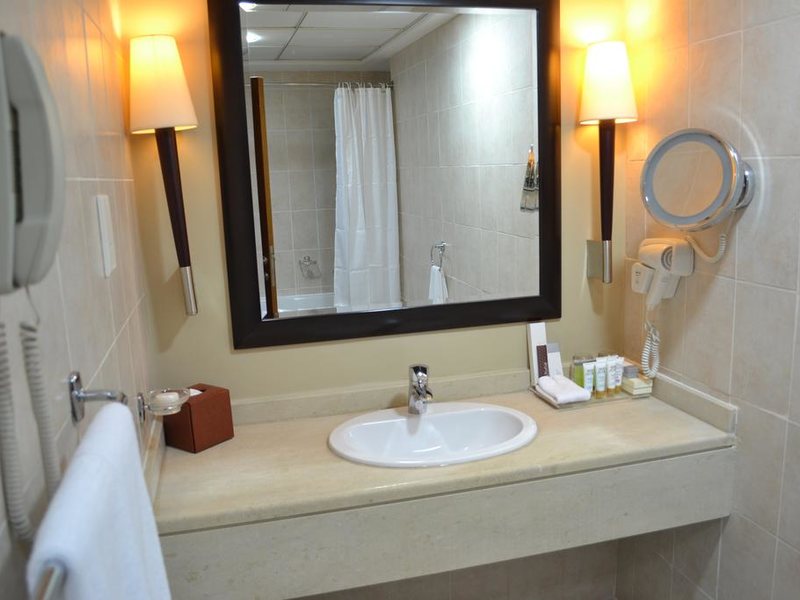 Sheraton Khalidiya Hotel 296984