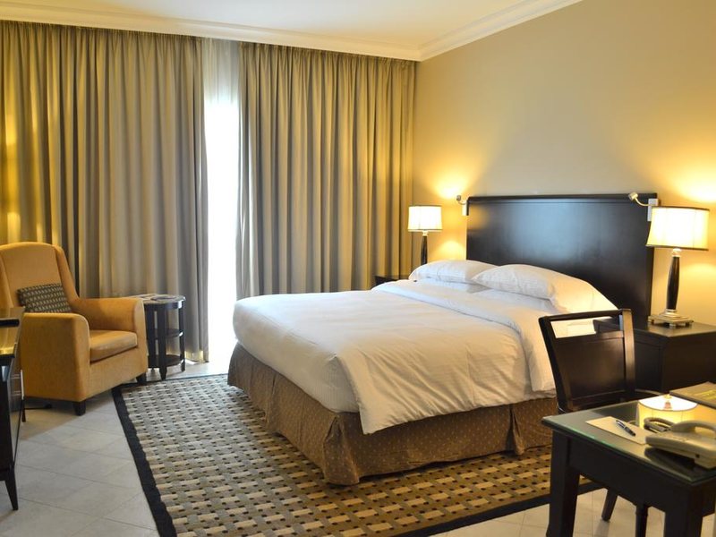 Sheraton Khalidiya Hotel 296987