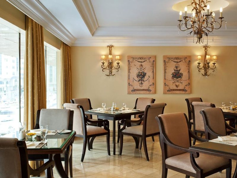 Sheraton Khalidiya Hotel 296991