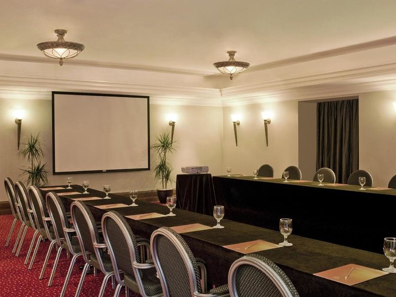 Sheraton Khalidiya Hotel 296996